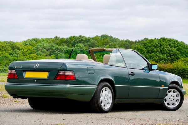 Wie schafft man eine gemütliche Leseecke im Wohnzimmer?